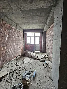 Satılır 2 otaqlı mənzil 71 m²