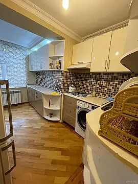 Satılır 2 otaqlı mənzil 55 m²