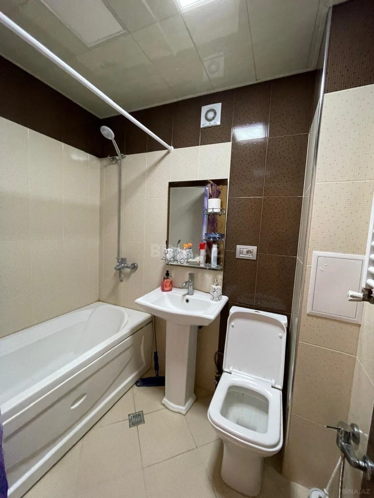 Satılır 2 otaqlı mənzil 55 m²