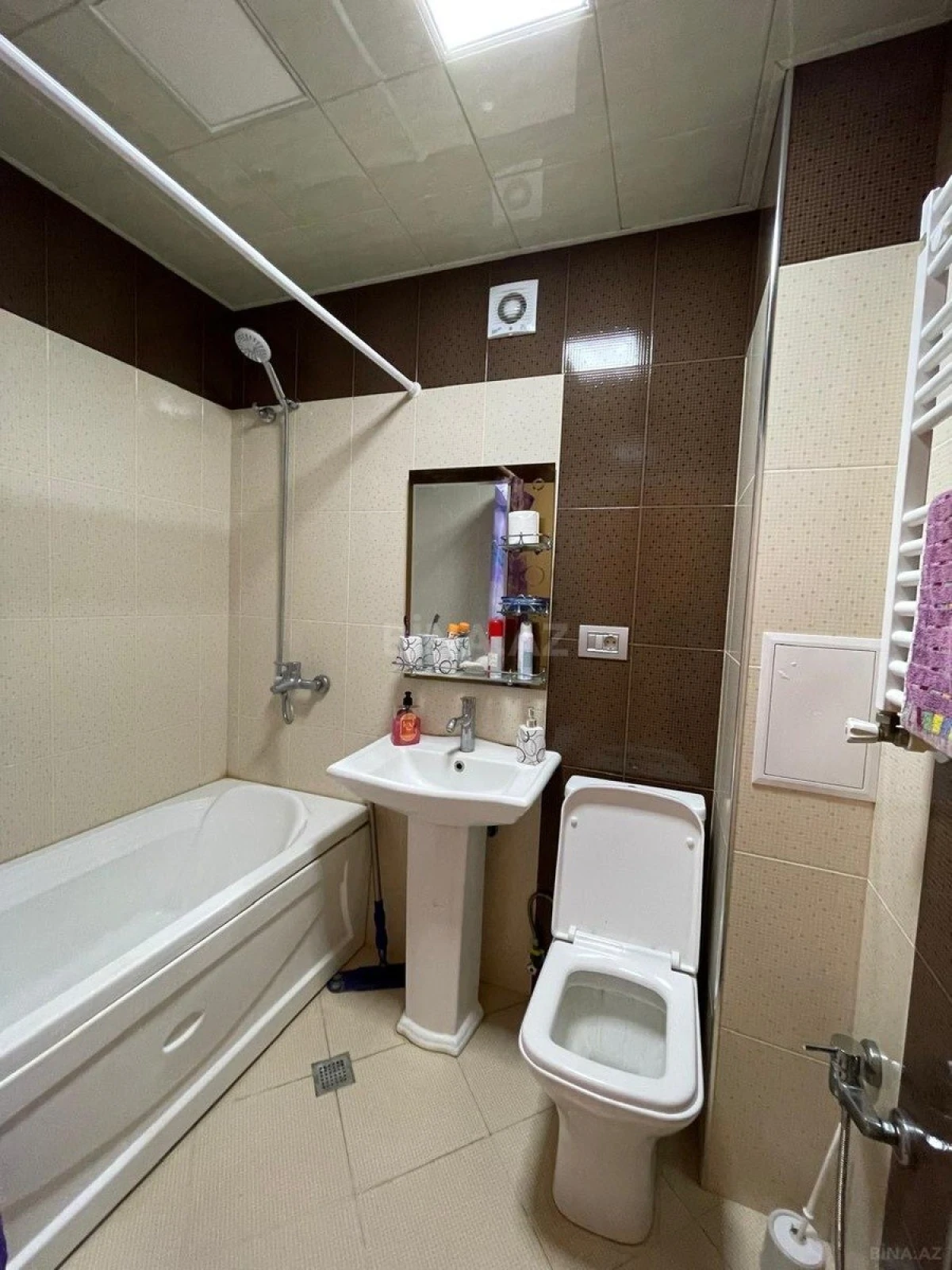 Satılır 2 otaqlı mənzil 55 m²