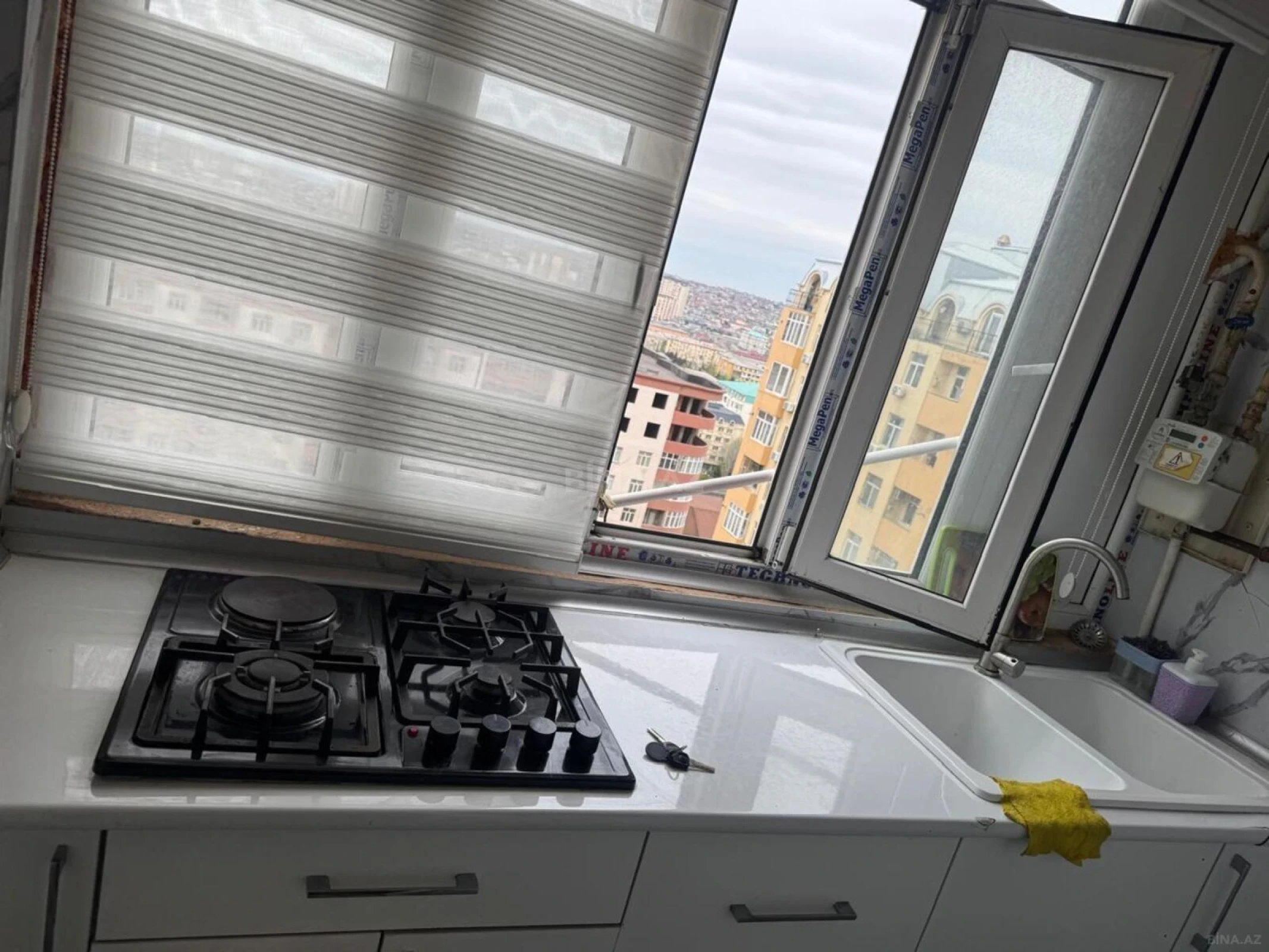 Kirayə verilir 2 otaqlı mənzil 42 m²