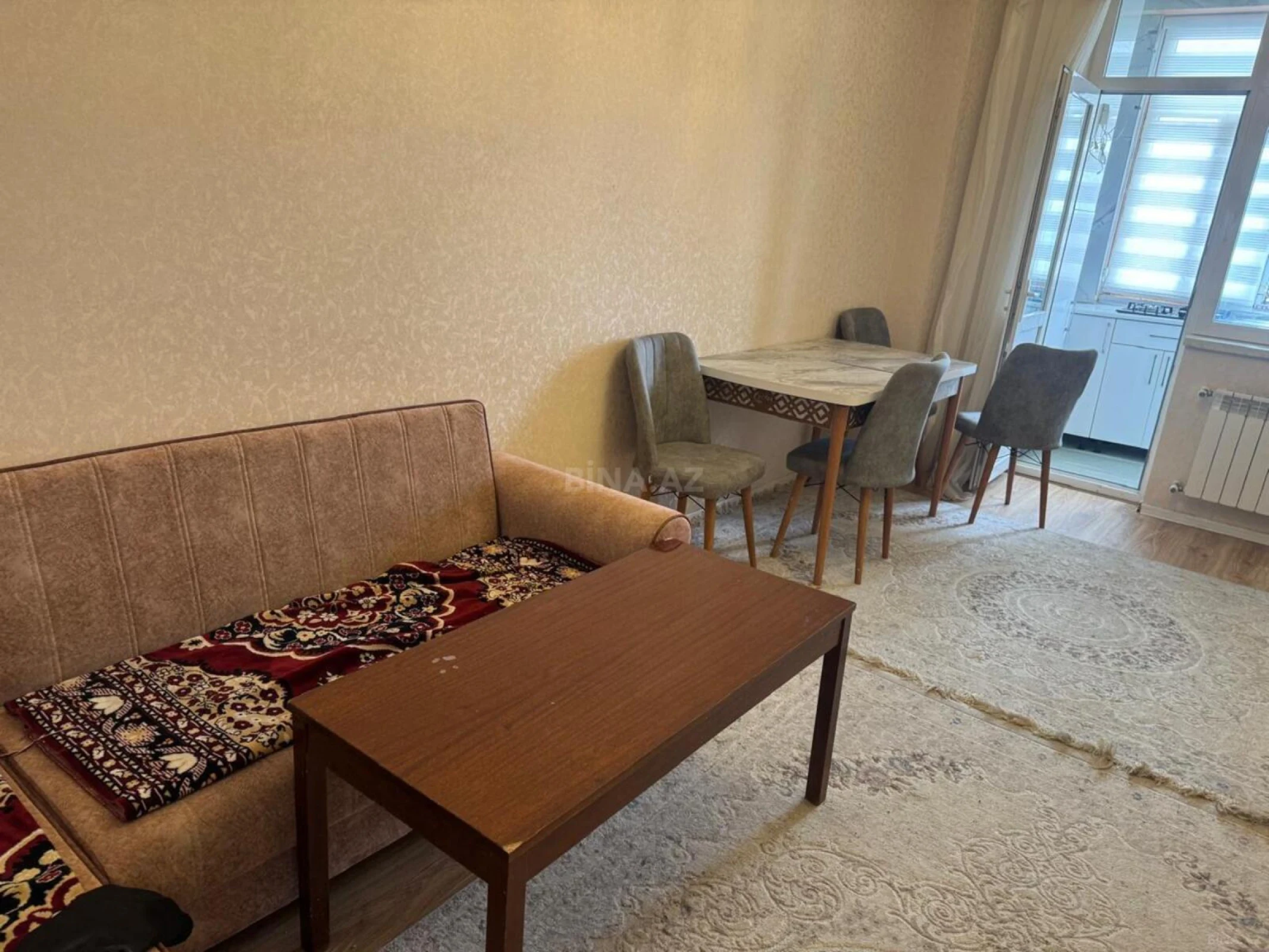 Kirayə verilir 2 otaqlı mənzil 42 m²
