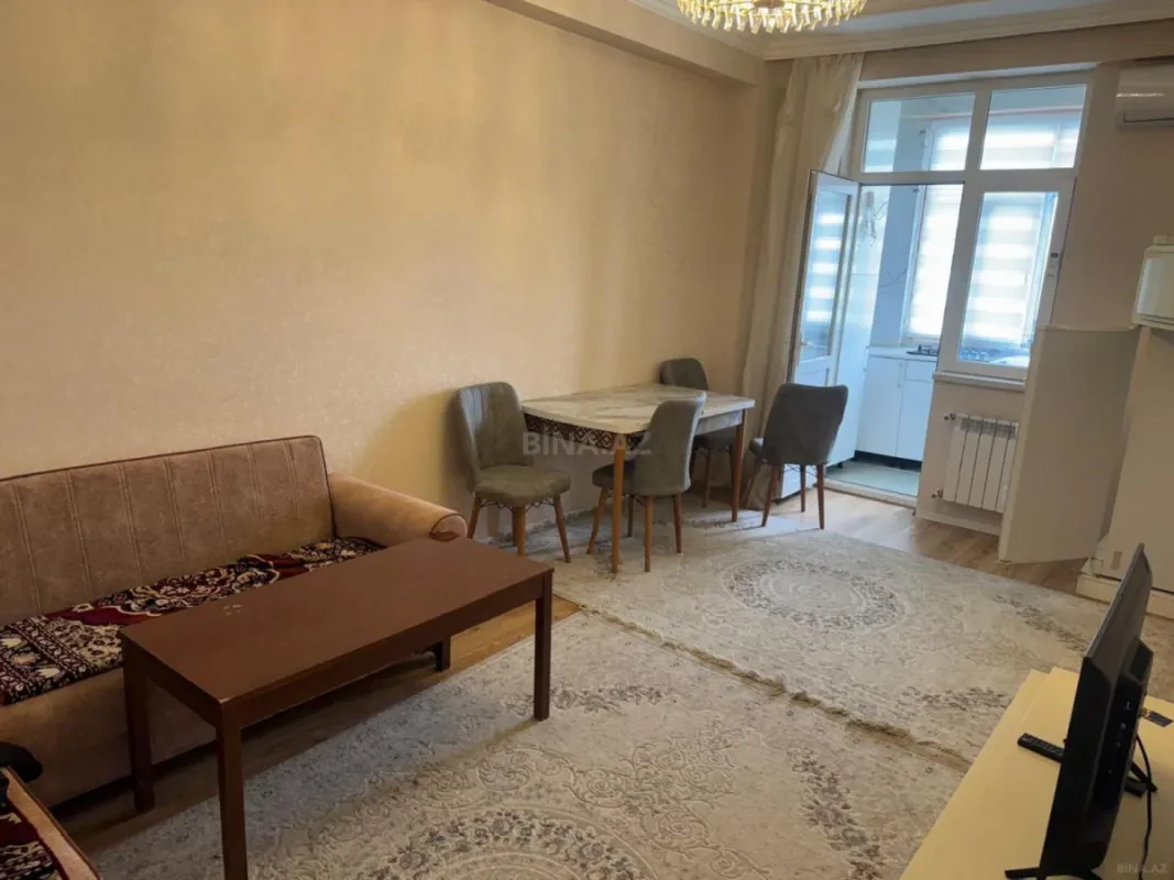 Kirayə verilir 2 otaqlı mənzil 42 m²