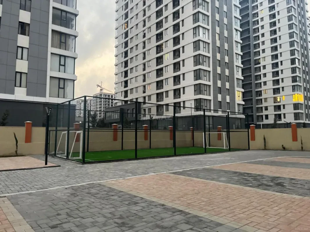 Kirayə verilir 2 otaqlı mənzil 65 m²
