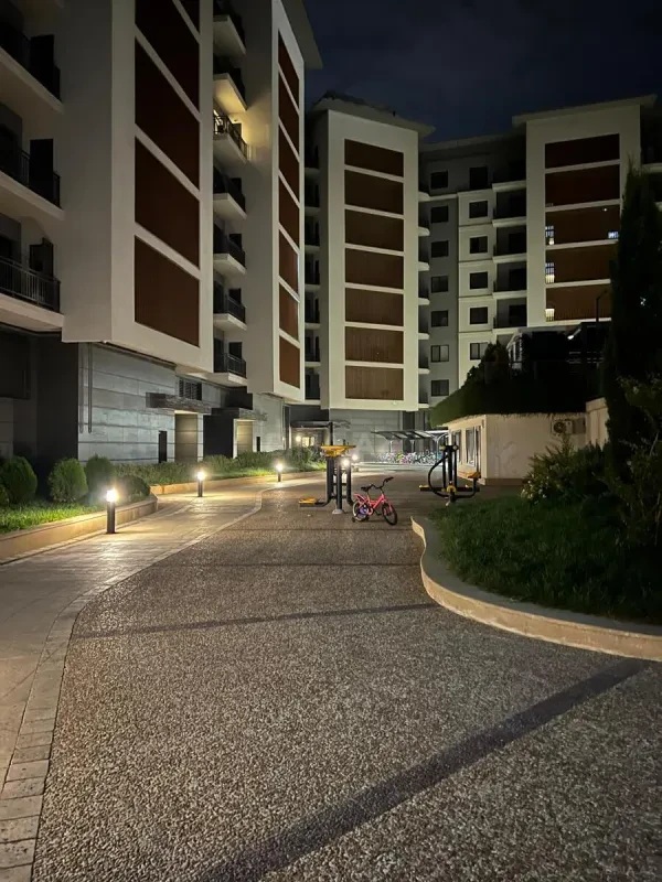 Kirayə verilir 1 otaqlı mənzil 50 m²