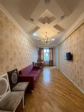 Kirayə verilir 2 otaqlı mənzil 70 m² — Bakı, Memar Əcəmi yanı 2 otaq 70.00 m²