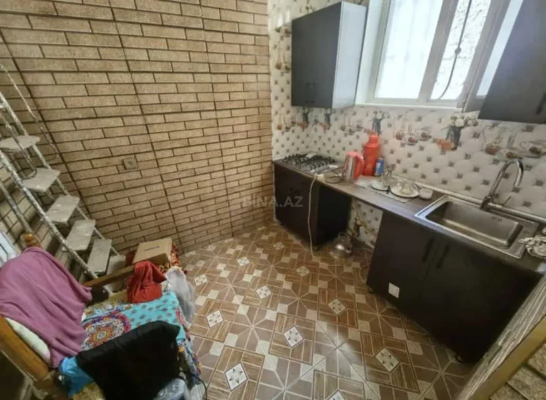 Satılır 2 otaqlı mənzil 80 m²