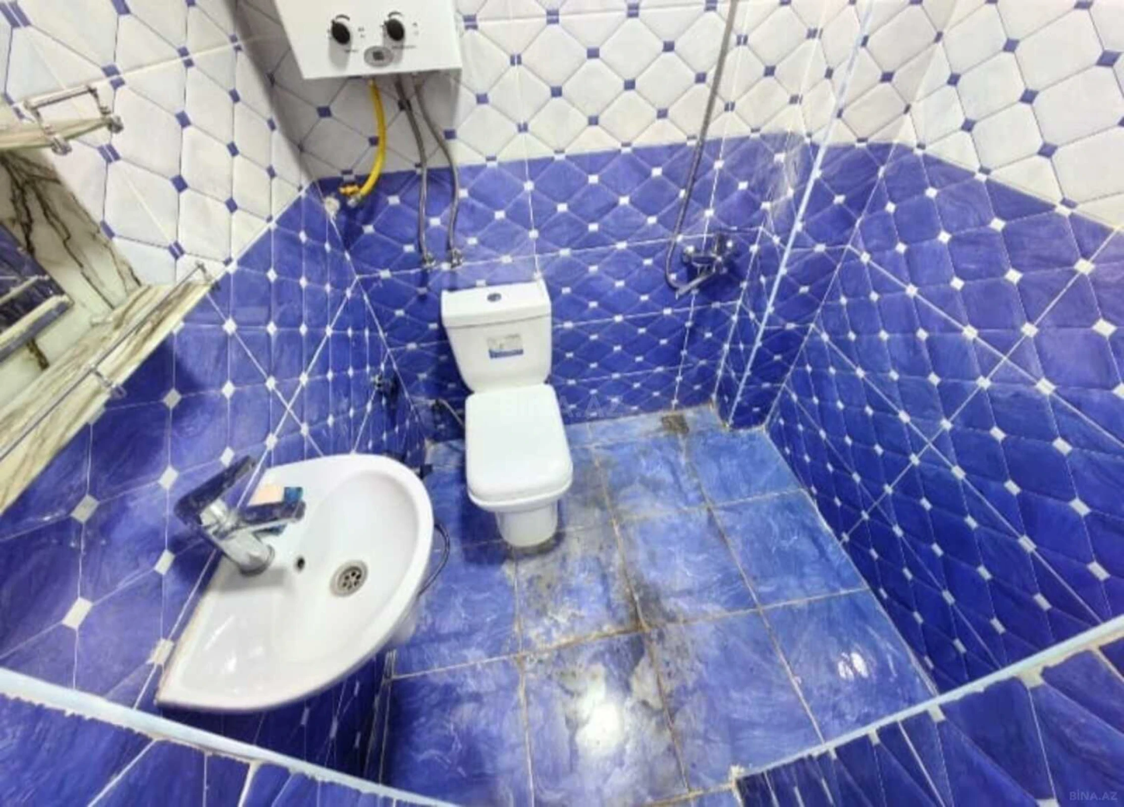 Satılır 2 otaqlı mənzil 80 m²