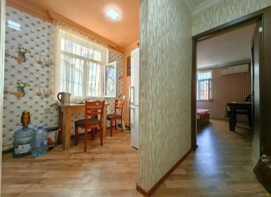 Satılır 2 otaqlı mənzil 80 m²