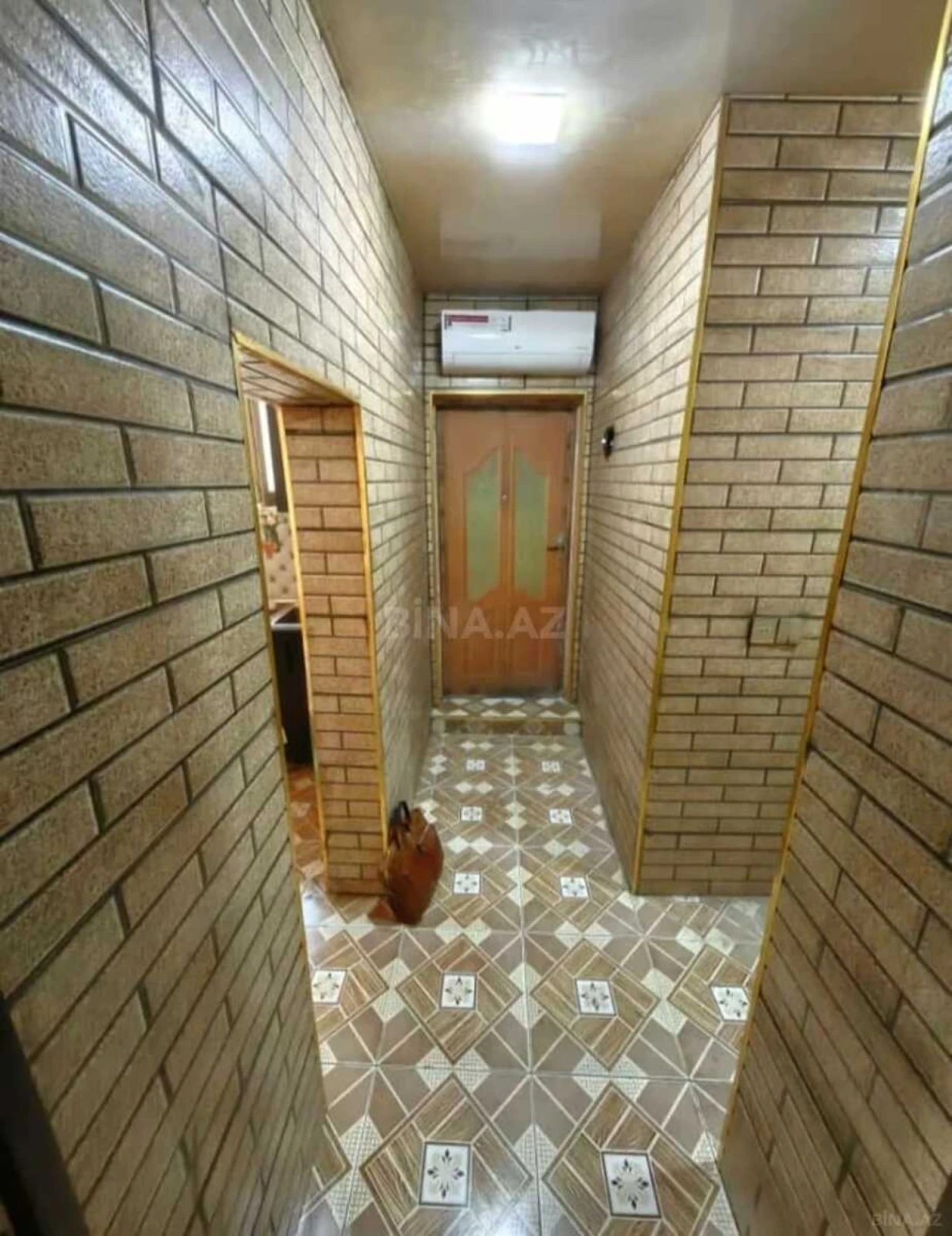 Satılır 2 otaqlı mənzil 80 m²