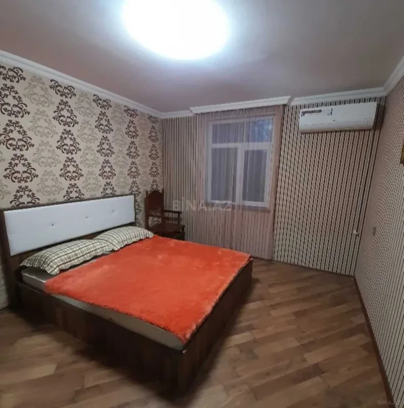 Satılır 2 otaqlı mənzil 80 m²