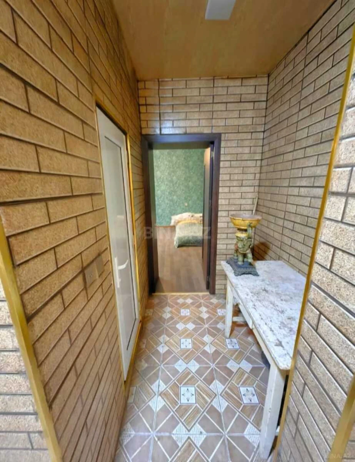 Satılır 2 otaqlı mənzil 80 m²