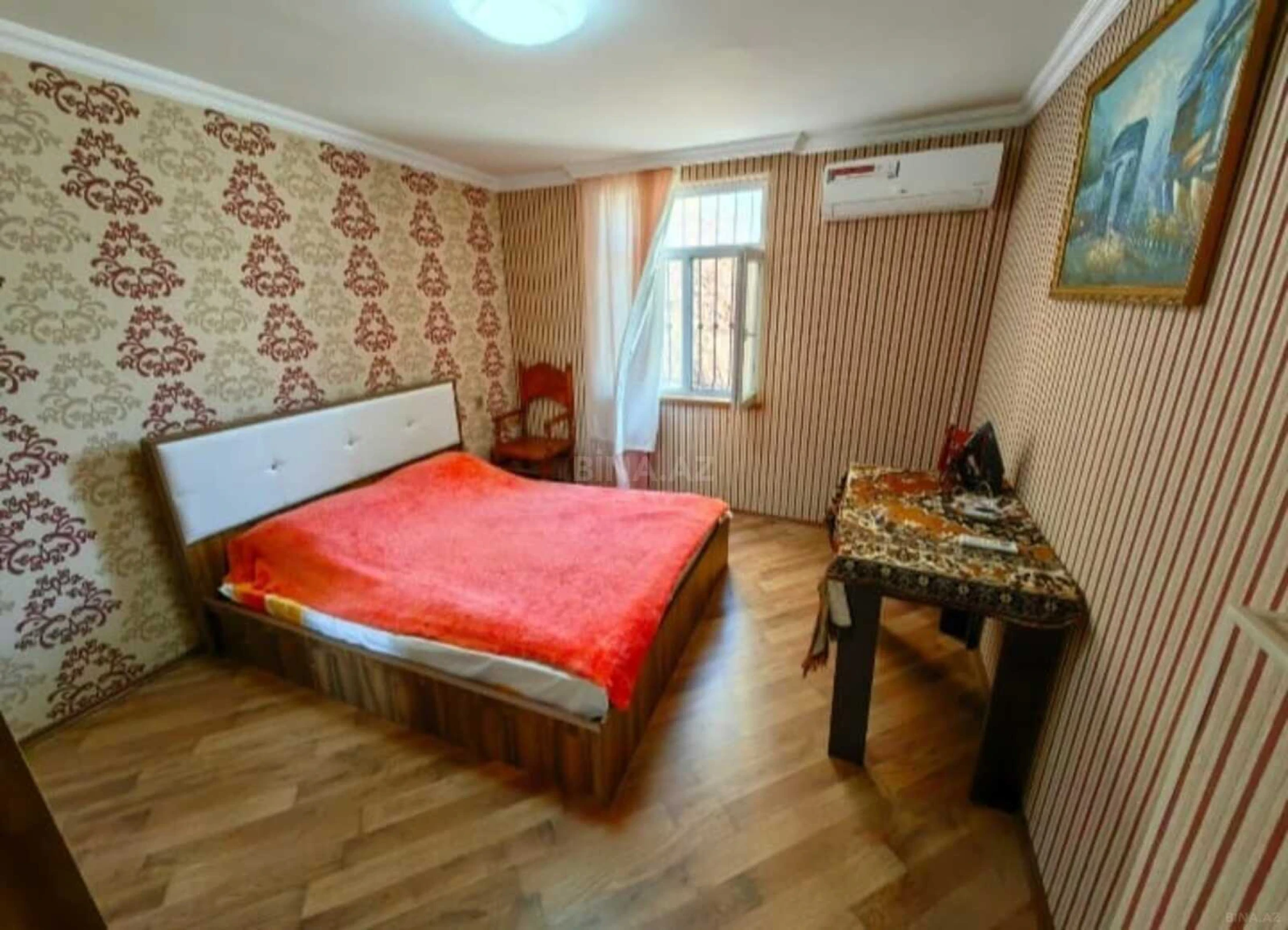 Satılır 2 otaqlı mənzil 80 m²