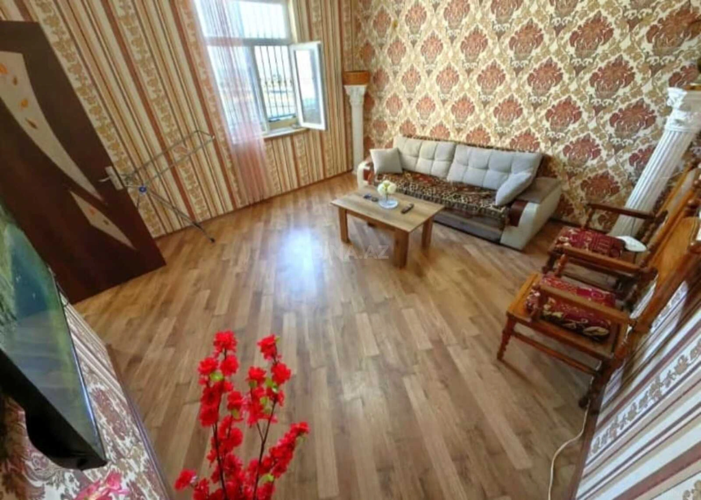 Satılır 2 otaqlı mənzil 80 m²