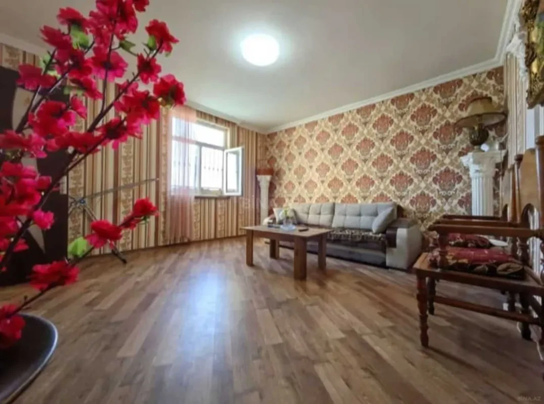 Satılır 2 otaqlı mənzil 80 m²