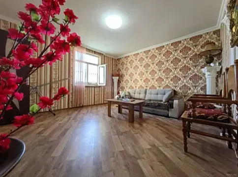 Satılır 2 otaqlı mənzil 80 m²