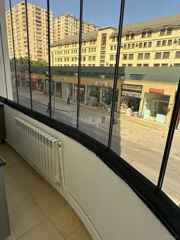 Kirayə verilir 2 otaqlı mənzil 80 m²