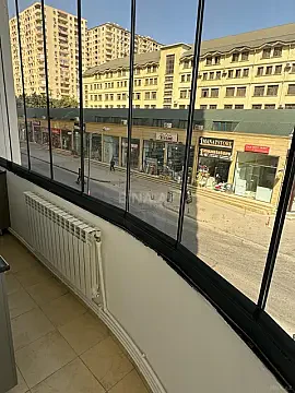 Kirayə verilir 2 otaqlı mənzil 80 m²