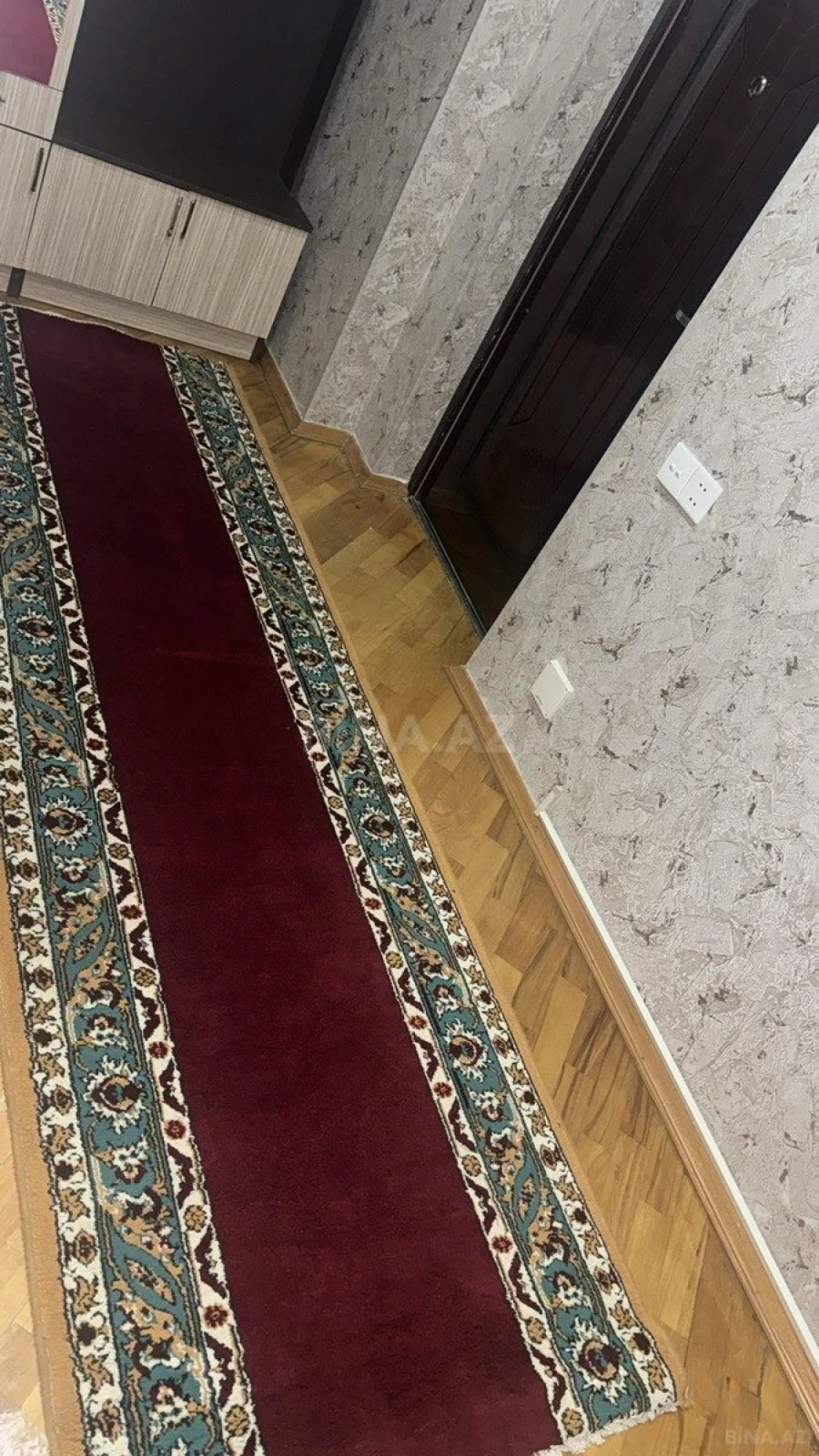 Kirayə verilir 2 otaqlı mənzil 80 m²