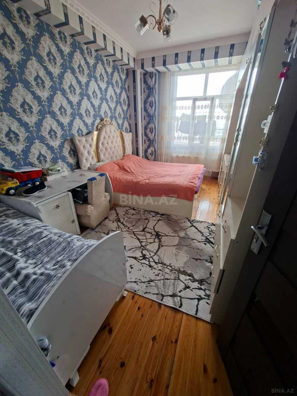 Satılır 2 otaqlı mənzil 62 m²