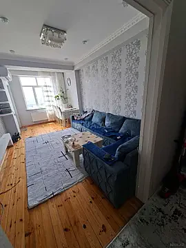 Satılır 2 otaqlı mənzil 62 m²