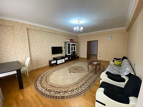 Kirayə verilir 3 otaqlı mənzil 130 m² — Bakı, Xətai 3 otaq 130.00 m²