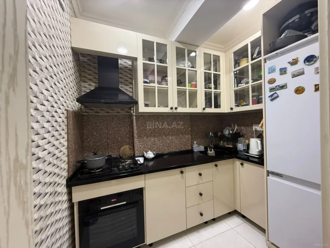 Satılır 3 otaqlı mənzil 100 m²