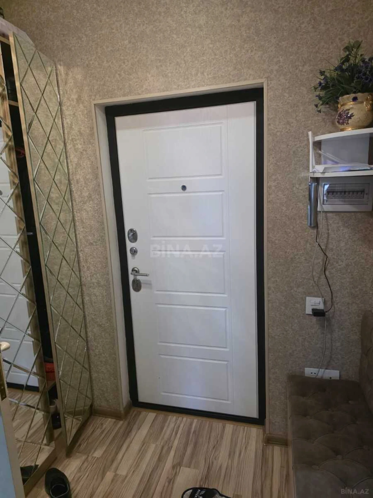 Satılır 2 otaqlı mənzil 64 m²