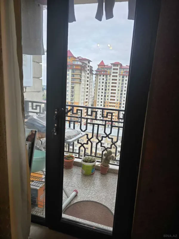 Satılır 2 otaqlı mənzil 64 m²