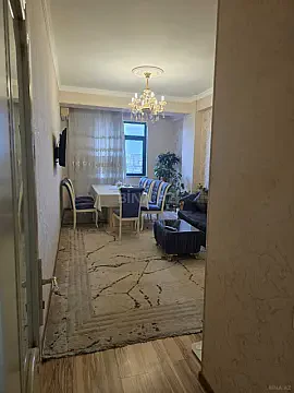Satılır 2 otaqlı mənzil 64 m²