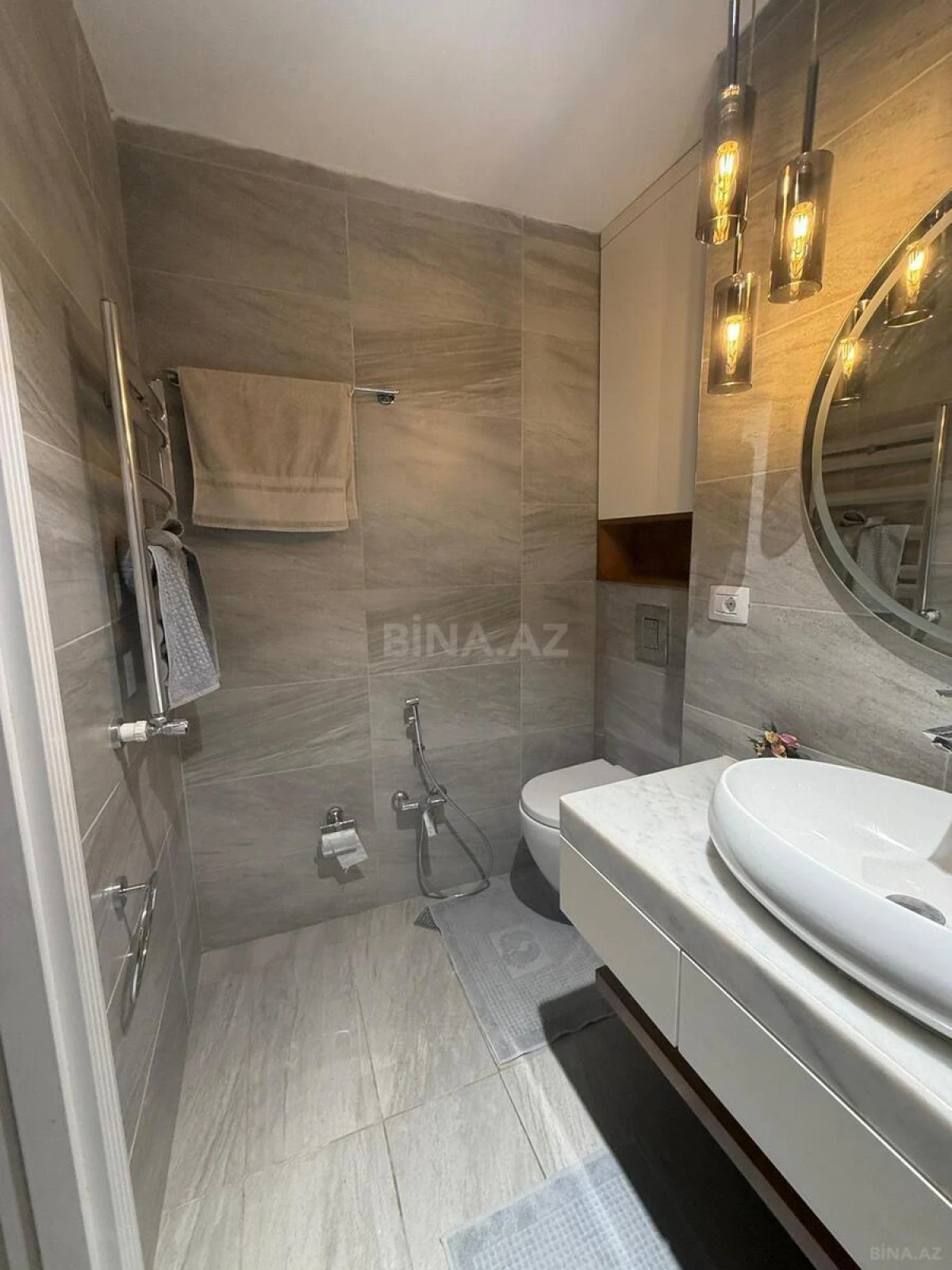 Satılır 3 otaqlı mənzil 120 m²