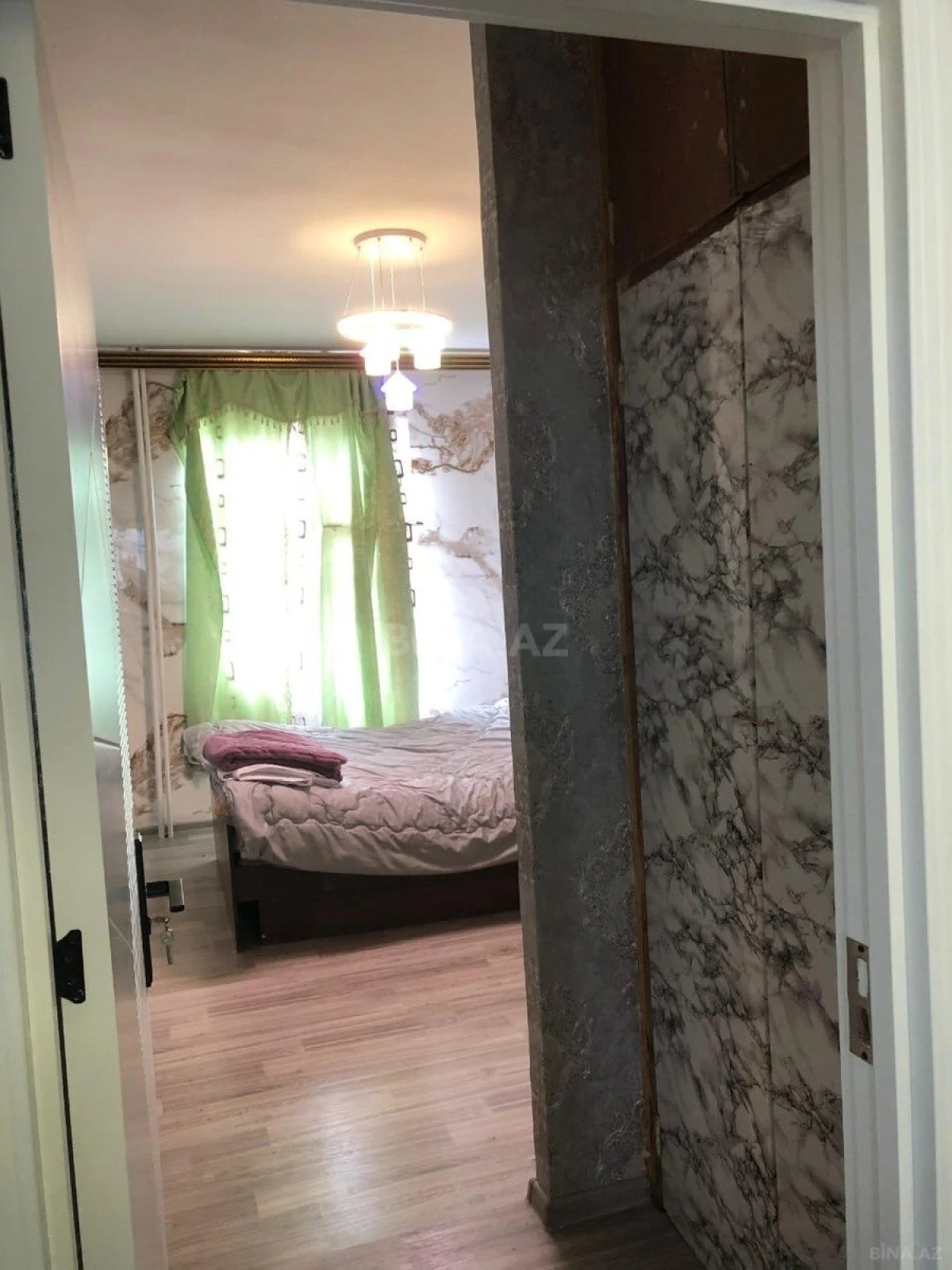 Kirayə verilir 2 otaqlı mənzil 70 m²