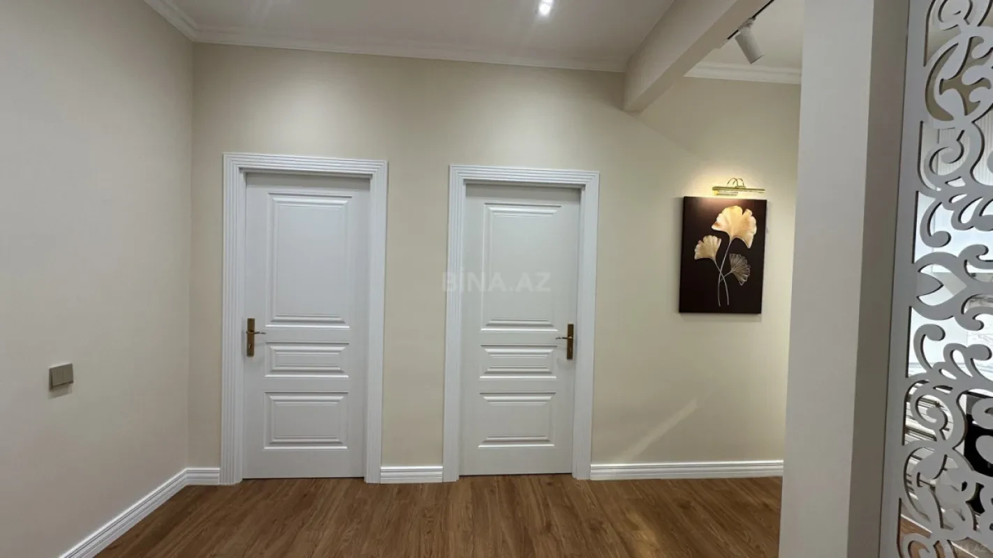 Satılır 2 otaqlı mənzil 66 m²