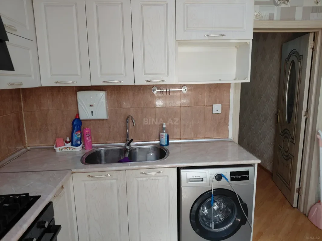 Kirayə verilir 2 otaqlı mənzil 80 m²