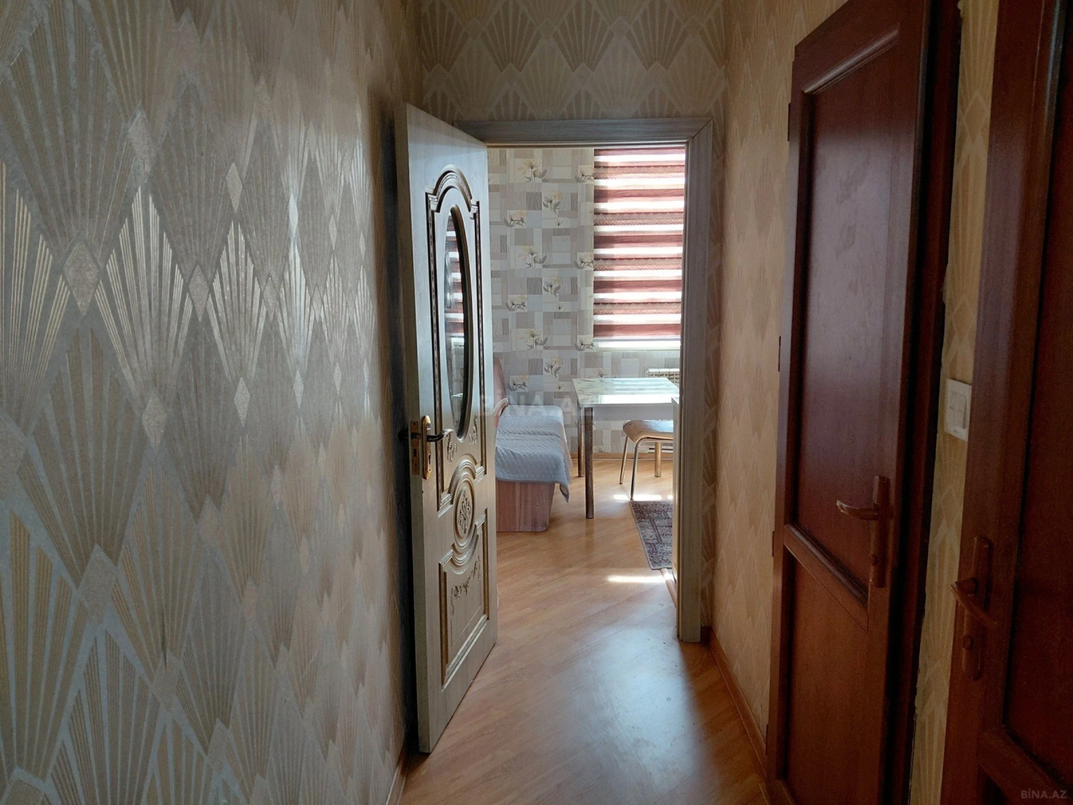 Kirayə verilir 2 otaqlı mənzil 80 m²