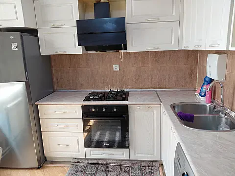 Kirayə verilir 2 otaqlı mənzil 80 m²