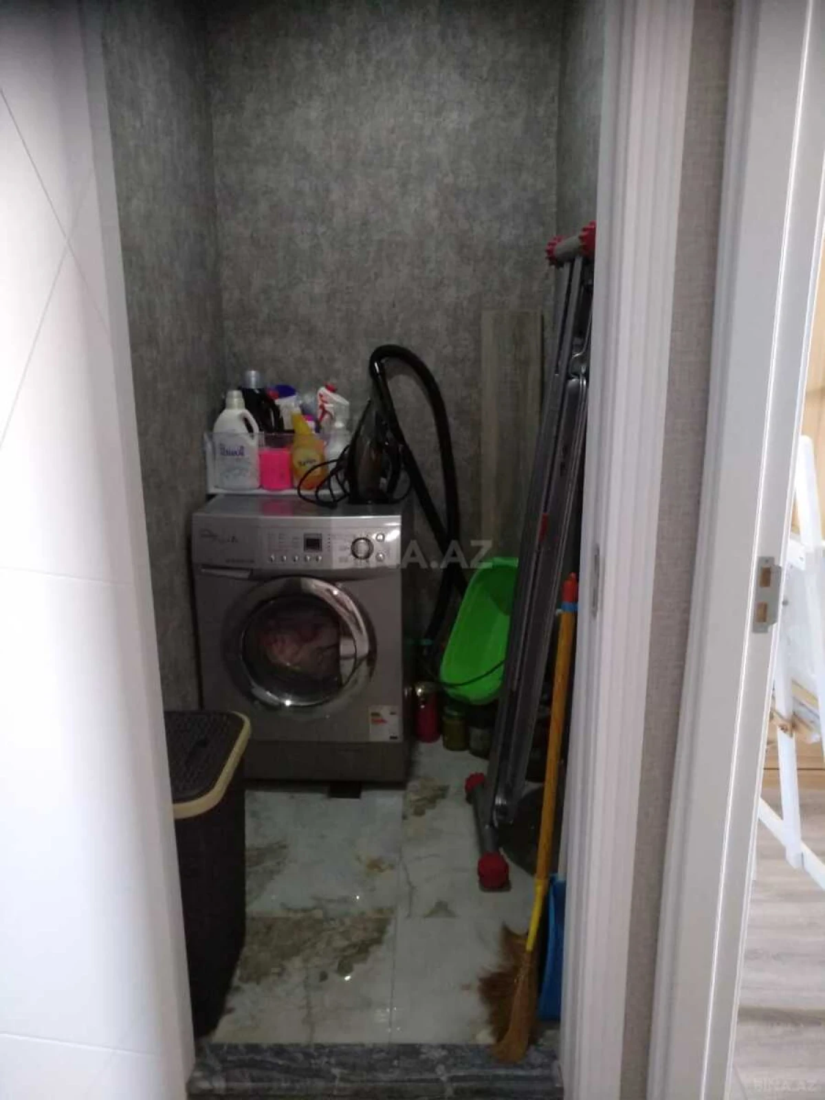 Satılır 3 otaqlı mənzil 103 m²