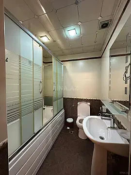 Kirayə verilir 3 otaqlı mənzil 125 m²