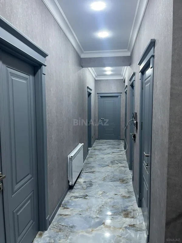 Satılır 3 otaqlı mənzil 120 m²