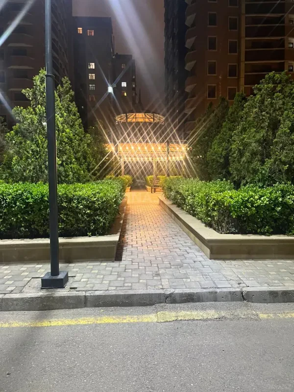 Satılır 3 otaqlı mənzil 120 m²