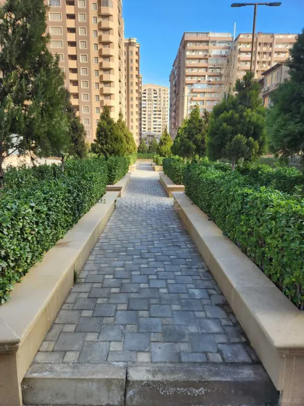 Satılır 3 otaqlı mənzil 120 m²