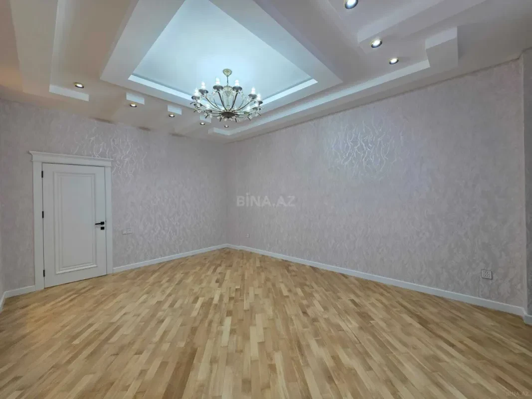 Satılır 3 otaqlı mənzil 106 m²