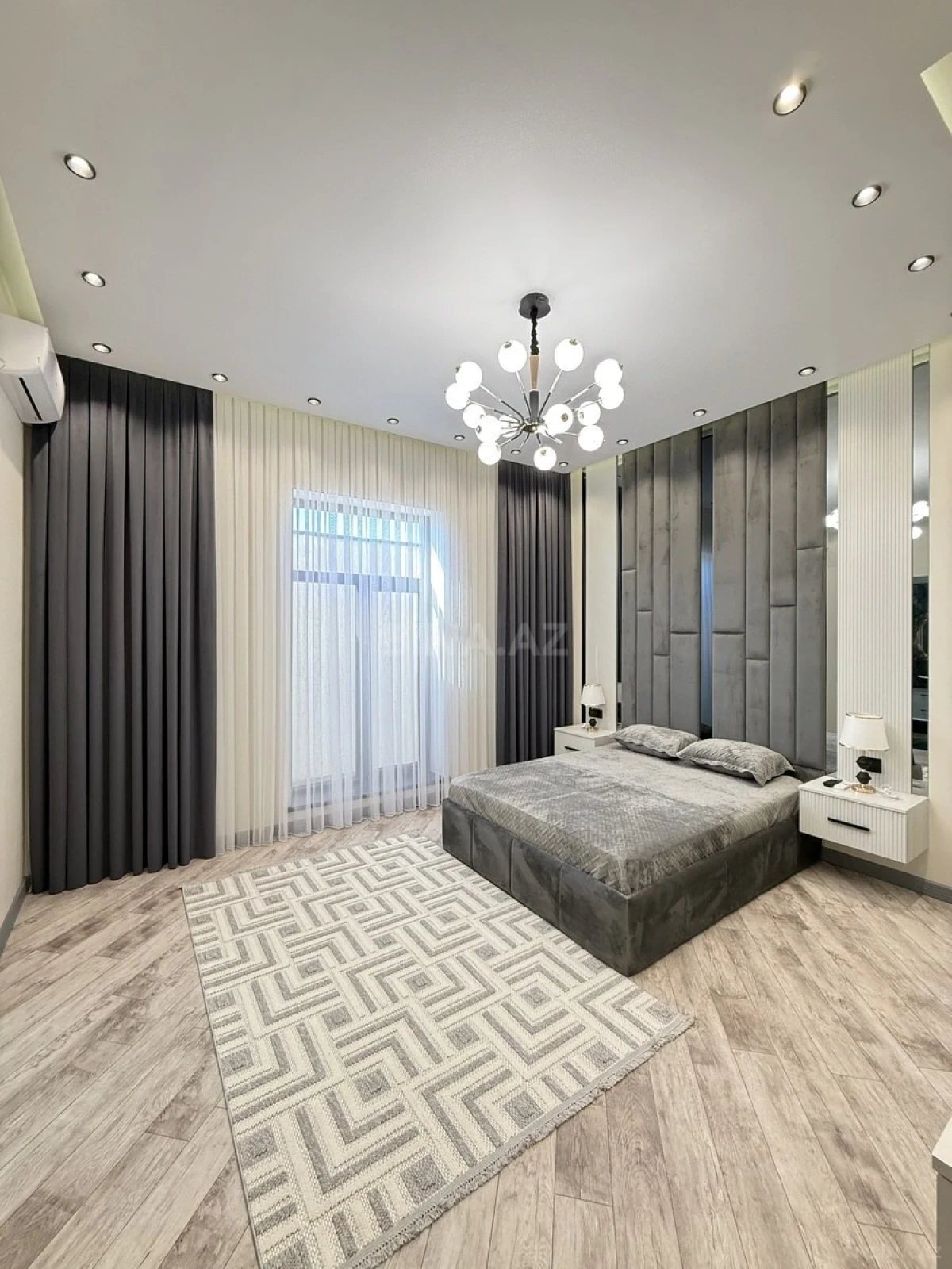 Satılır 5 otaqlı həyət evi 170 m²