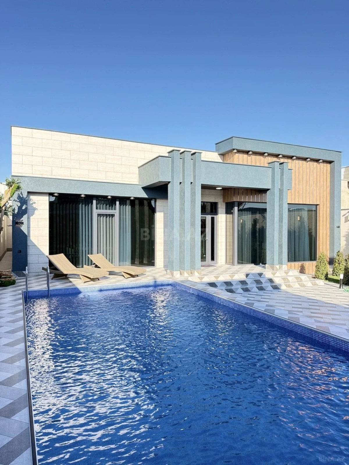 Satılır 5 otaqlı həyət evi 170 m²