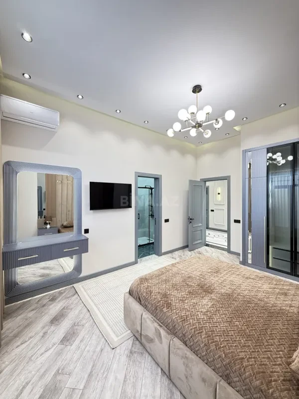 Satılır 5 otaqlı həyət evi 170 m²