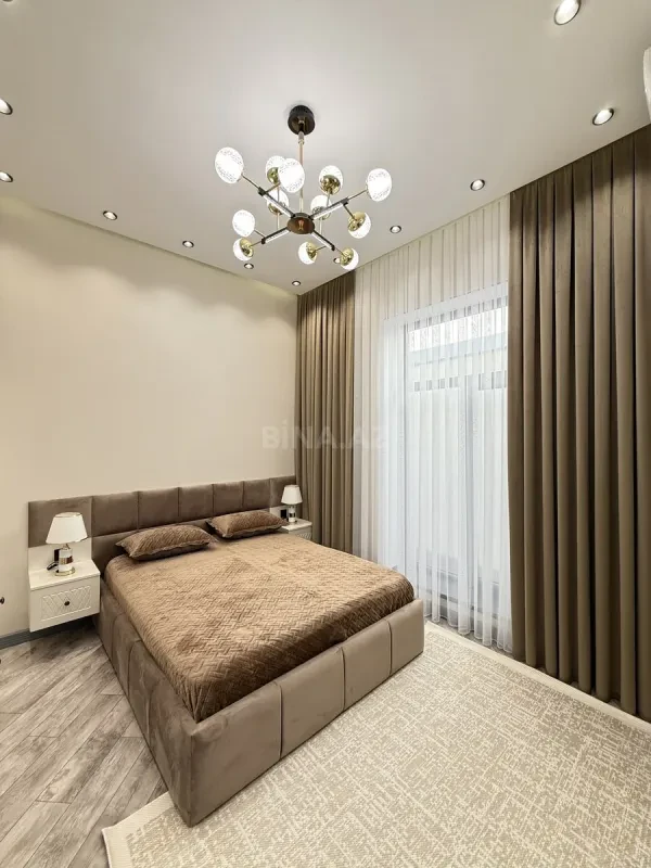 Satılır 5 otaqlı həyət evi 170 m²