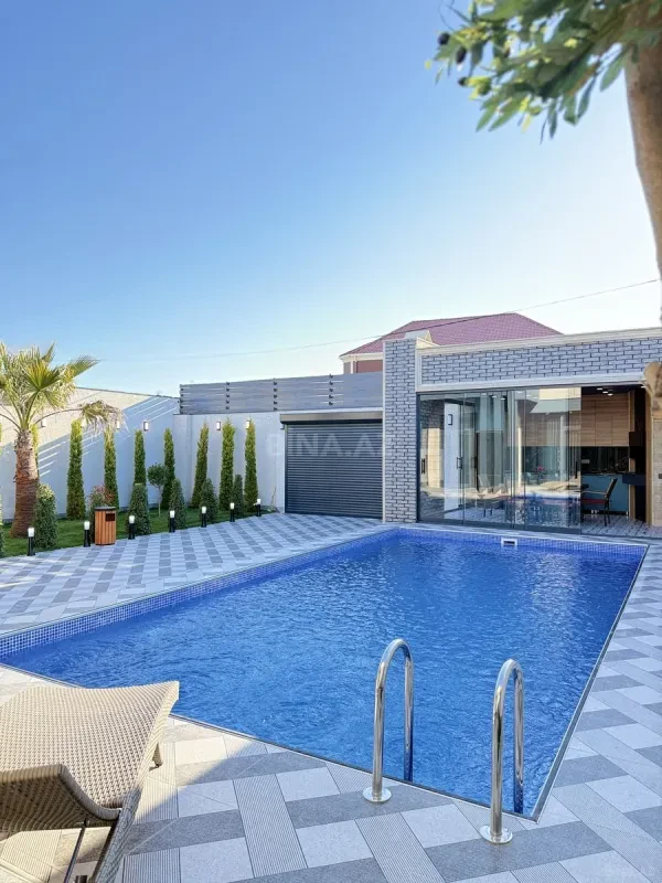 Satılır 5 otaqlı həyət evi 170 m²