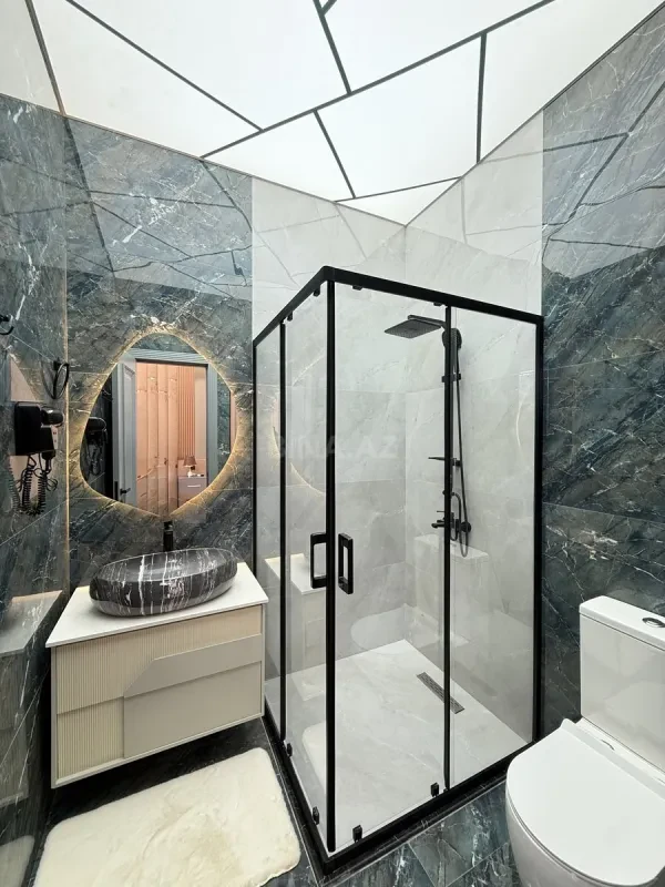 Satılır 5 otaqlı həyət evi 170 m²