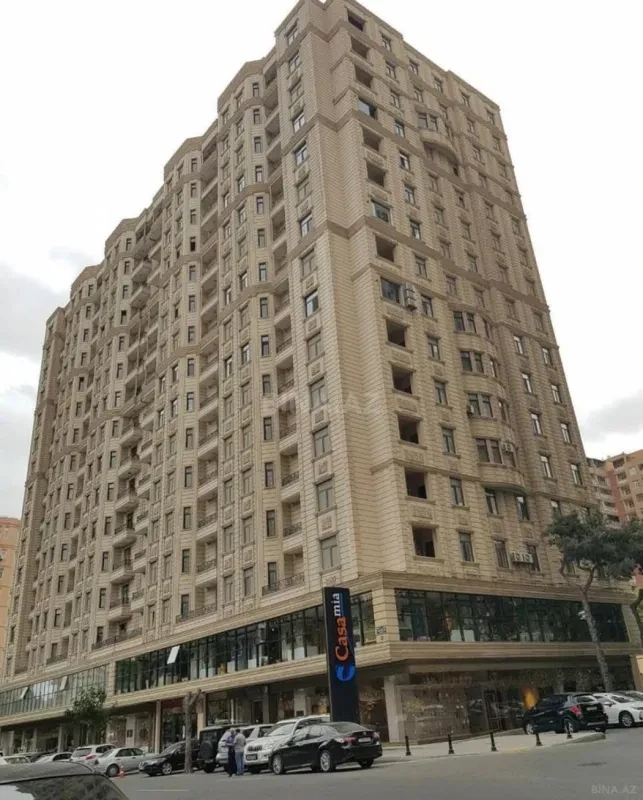 Satılır 3 otaqlı mənzil 139 m²