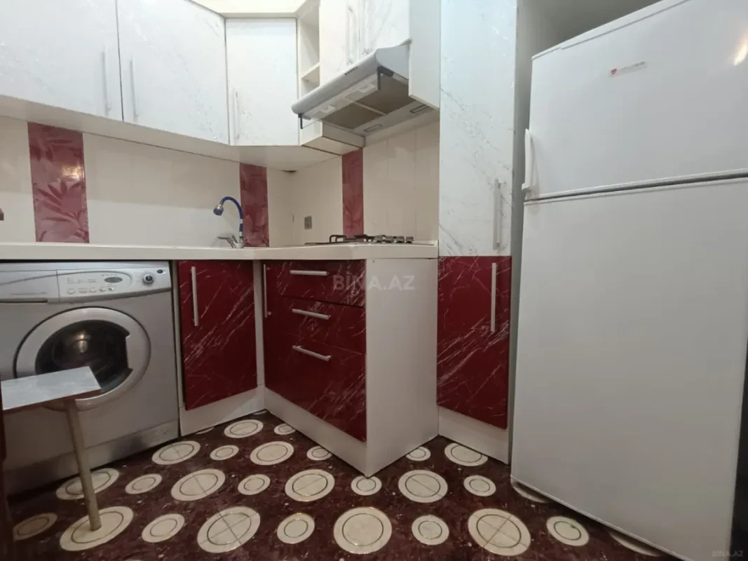 Kirayə verilir 2 otaqlı mənzil 60 m²